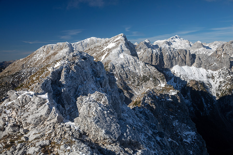 Z Malega Draškega vrha
Veliki Draški vrh in Tosc z Malega Draškega vrha.
Ključne besede: mali veliki draški vrh tosc