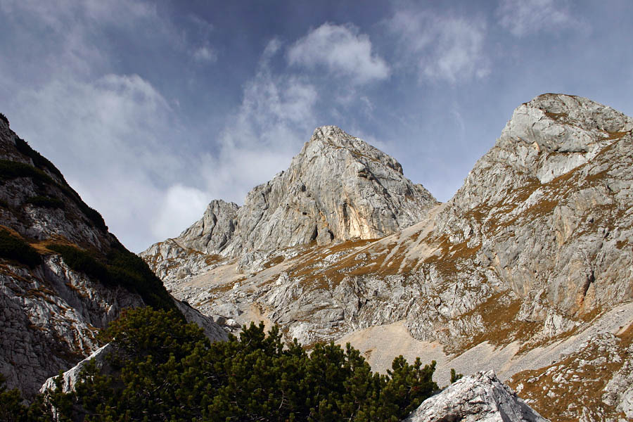 Škednjovec
Najvišji skedenj v Bohinju. Čudovita, nekoliko težje dostopna gora.
Ključne besede: škednjovec