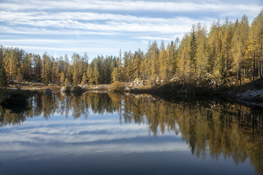 Dvojno jezero
Dvojno jezero.
Ključne besede: dolina triglavskih jezer 7j dvojno jezero