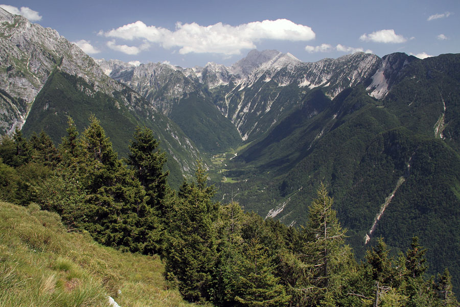 Bavšica in Bavški Grintavec II.
Bavšica in Bavški Grintavec.
Ključne besede: bavšica bavški grintavec