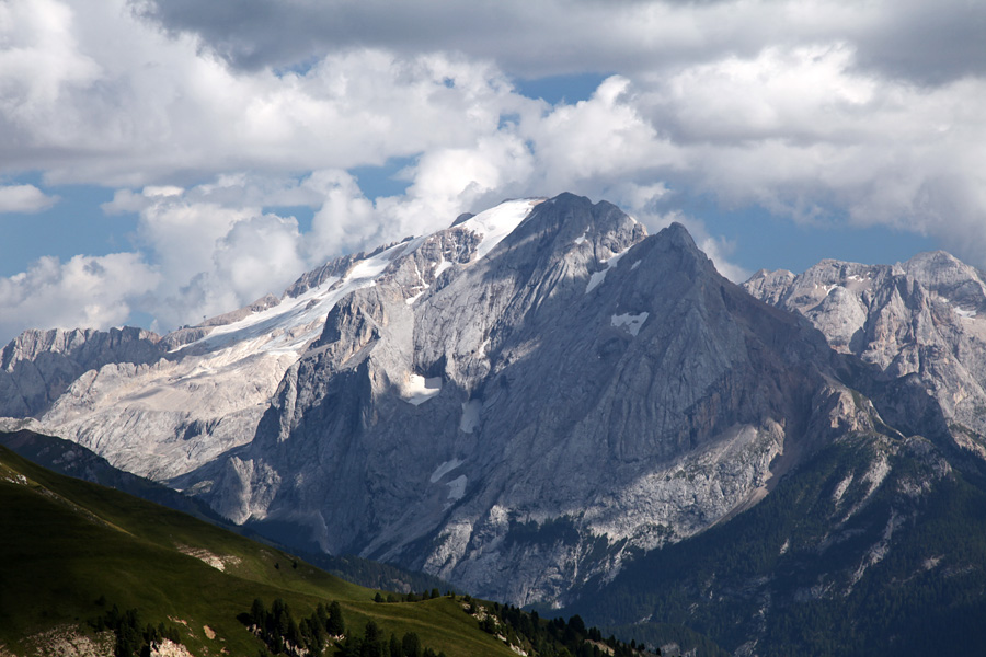 Marmolada
Pogled proti Marmoladi . 
Ključne besede: marmolada