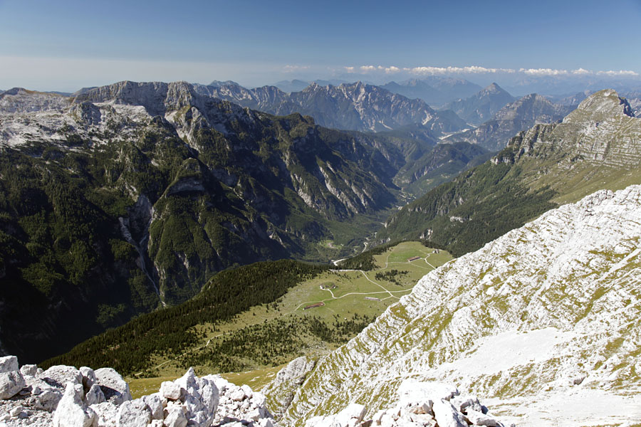 S Špika nad ŠpranjoV.
Planina Pecol s Špika nad Špranjo.
Ključne besede: pot ceria merlone špik nad špranjo planina pecol