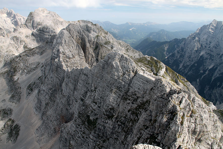 Greben proti Bovškemu Gamsovcu
Greben proti Bovškemu Gamsovcu s Pihavca.
Ključne besede: pihavec bovški gamsovec