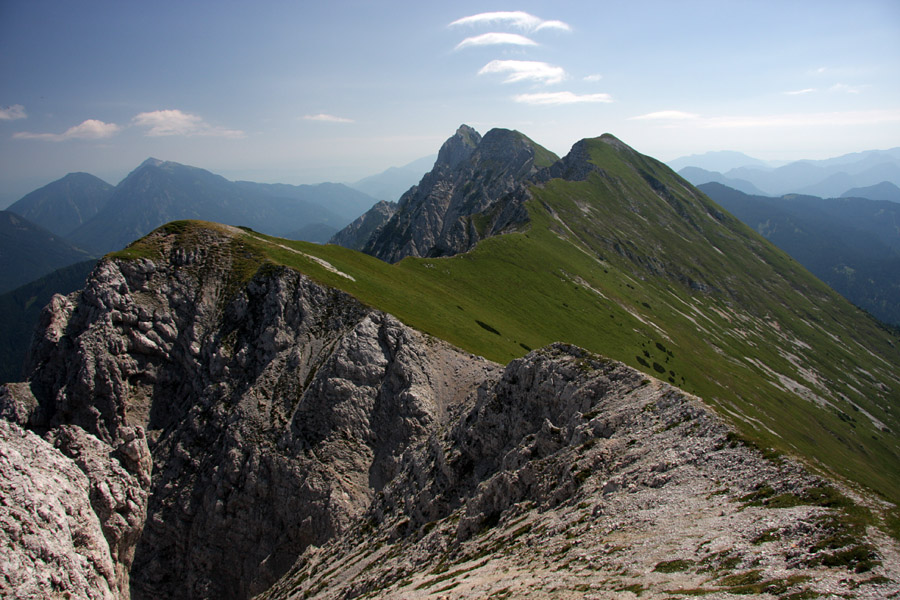 Tegoška gora
Tegoška gora, zadaj pa Užnik.
Ključne besede: tegoška gora užnik