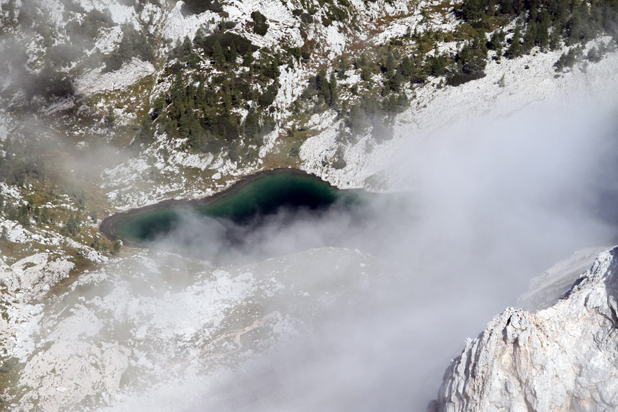 S Kopice VI.
Jezero Ledvička s tančico.
Ključne besede: kopica ledvička jezero