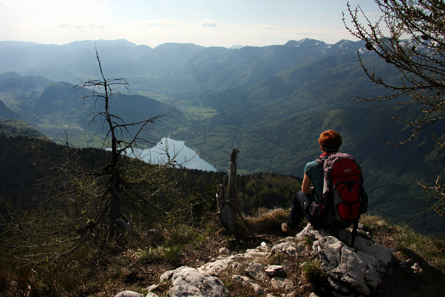 Razgled s Pršivca II.
Uživanje v razgledih s Pršivca.
Ključne besede: pršivec bohinjsko jezero