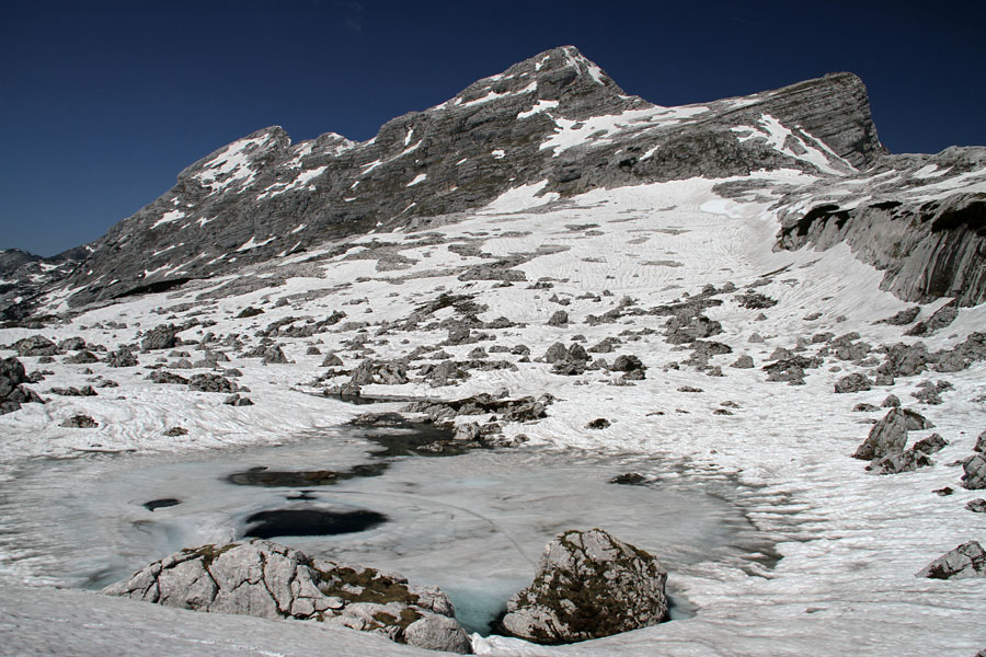 Jezero s Špičjem
Zeleno jezero in Lepo Špičje.
Ključne besede: zeleno triglavsko jezero 7j lepo špičje