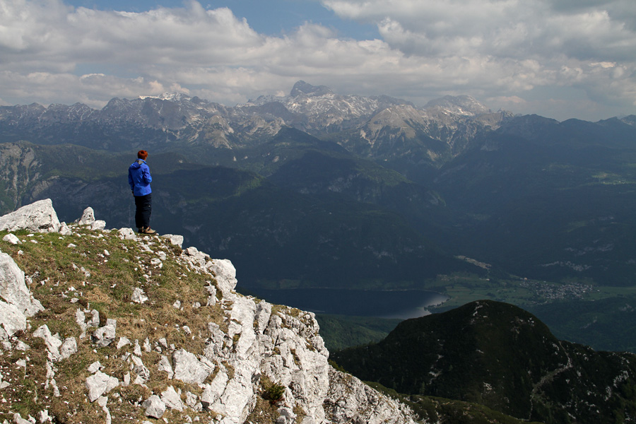 Z Velikega Raskovca II.
Proti Bohinjskemu jezeru in Triglavu.
Ključne besede: veliki raskovec bohinj jezero triglav