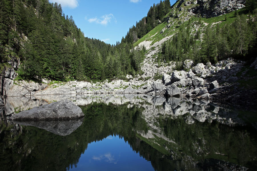 Črno jezero I.
Jutro na črnem jezeru.
Ključne besede: črno jezero sedmera triglavska jezera