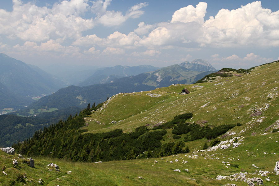 Belščica
Spust proti Belščici.
Ključne besede: planina belščica