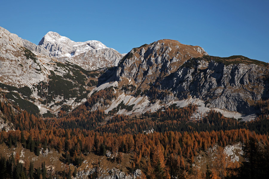 Triglav in Ogradi
Triglav in Ogradi s planine Viševnik.
Ključne besede: planina viševnik triglav ogradi